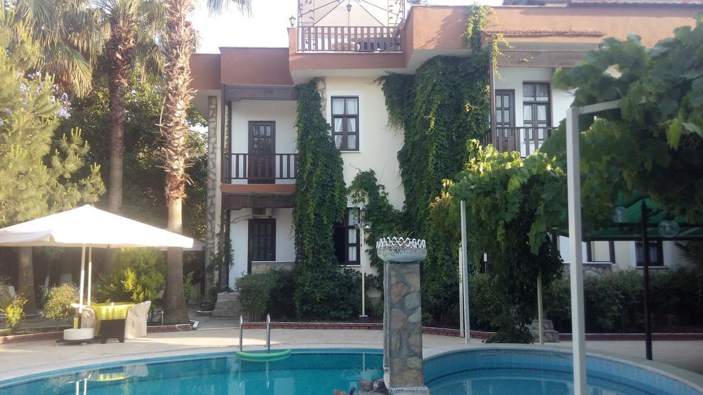 Erciyes Apart Hotel Fethiye Exterior photo